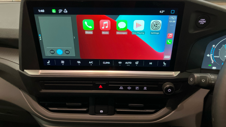 Volkswagen Transporter T32 Swb Electric 160kW 65kWh Commerce Pro Van Auto